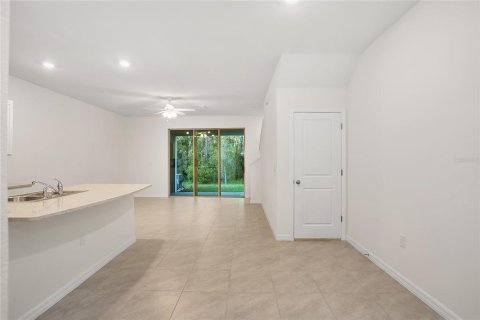Adosado en alquiler en Wesley Chapel, Florida, 3 dormitorios, 155.43 m2 № 2104414 - foto 4