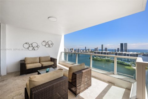 Copropriété à vendre à Aventura, Floride: 3 chambres, 303.23 m2 № 2177335 - photo 14