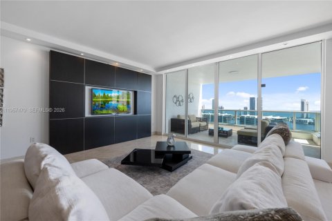 Copropriété à vendre à Aventura, Floride: 3 chambres, 303.23 m2 № 2177335 - photo 4