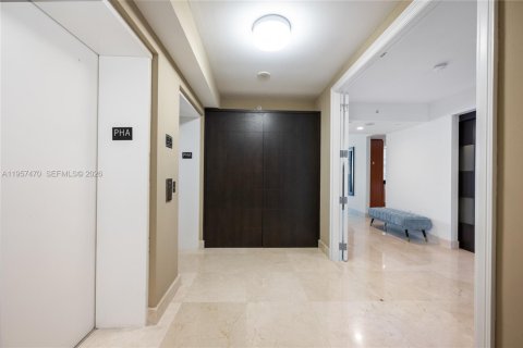 Copropriété à vendre à Aventura, Floride: 3 chambres, 303.23 m2 № 2177335 - photo 3