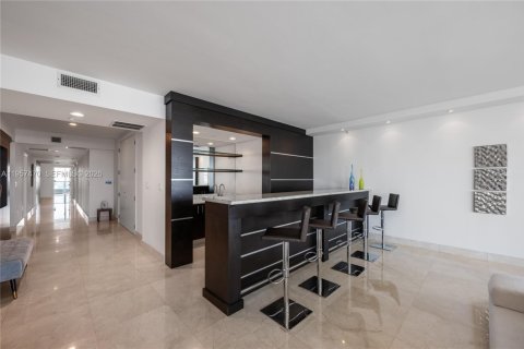 Copropriété à vendre à Aventura, Floride: 3 chambres, 303.23 m2 № 2177335 - photo 8