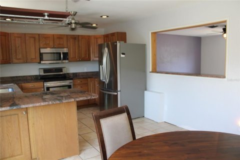 Villa ou maison à vendre à Pinellas Park, Floride: 3 chambres, 149.02 m2 № 1855879 - photo 16