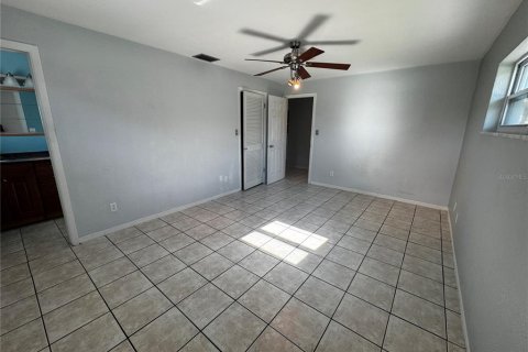 Villa ou maison à vendre à Pinellas Park, Floride: 3 chambres, 149.02 m2 № 1855879 - photo 25