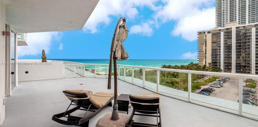 Condo à Miami Beach, Floride, 1 chambre № 1738281