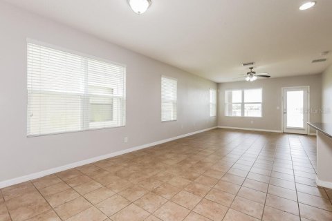 Casa en alquiler en Ruskin, Florida, 4 dormitorios, 230.68 m2 № 1918136 - foto 5