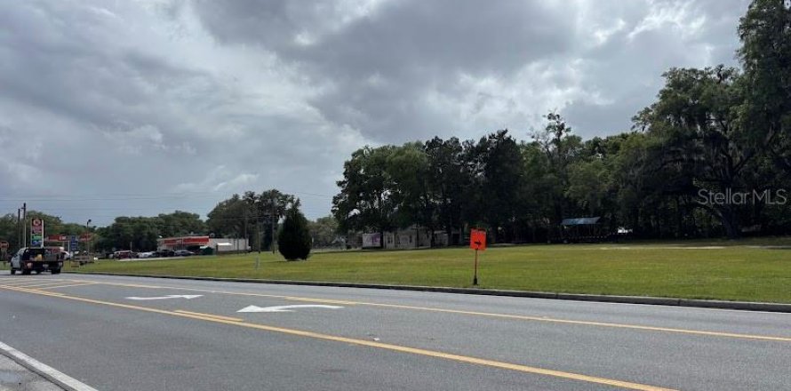 Propiedad comercial en Fort MC Coy, Florida 84.73 m2 № 2116000