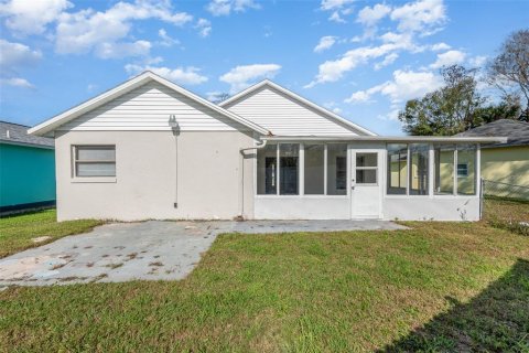 House in Port Orange, Florida 3 bedrooms, 105.63 sq.m. № 2207058 - photo 27