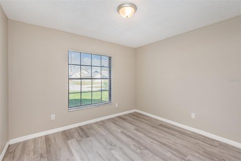 House in Port Orange, Florida 3 bedrooms, 105.63 sq.m. № 2207058 - photo 16