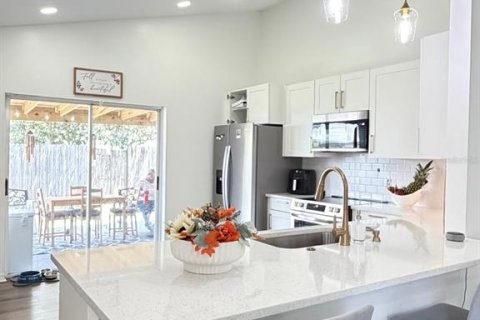 Casa en venta en Orlando, Florida, 3 dormitorios, 118.17 m2 № 2306821 - foto 5