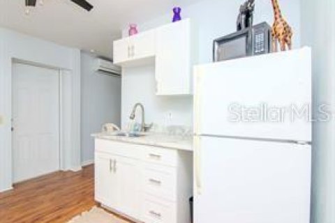 Купить коммерческую недвижимость в Галфпорта, Флорида 171.96м2, № 1622254 - фото 9