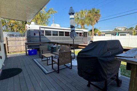House in Riviera Beach, Florida 2 bedrooms, 61.32 sq.m. № 2177001 - photo 19