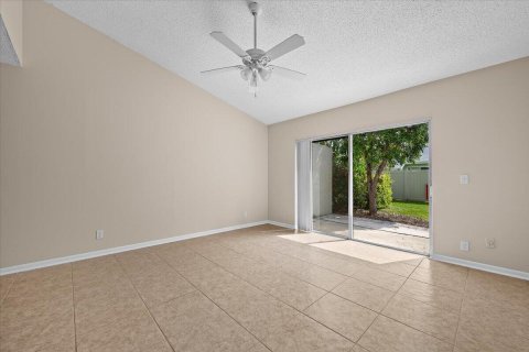 Apartment in Jupiter, Florida 2 bedrooms, 97.45 sq.m. № 2086722 - photo 8