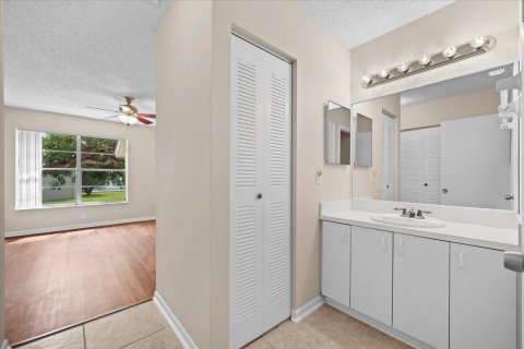 Apartment in Jupiter, Florida 2 bedrooms, 97.45 sq.m. № 2086722 - photo 15