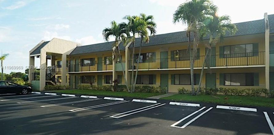 Кондоминиум с 1 спальней в Бойнтон-Бич, Флорида № 2030758