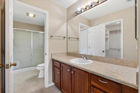 House in The Villages, Florida 2 bedrooms, 106.09 sq.m. № 2231026 - photo 15