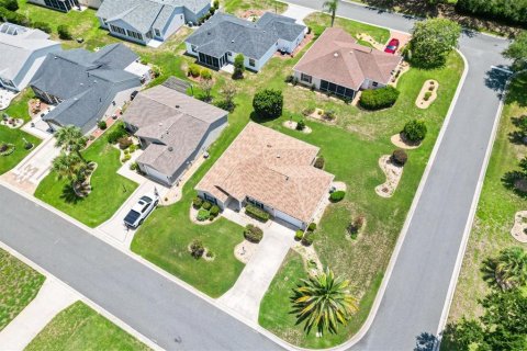 House in The Villages, Florida 2 bedrooms, 106.09 sq.m. № 2231026 - photo 28