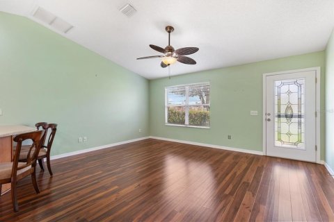 House in The Villages, Florida 2 bedrooms, 106.09 sq.m. № 2231026 - photo 7