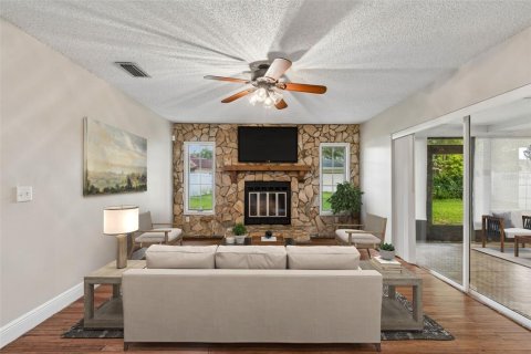 Villa ou maison à vendre à Tampa, Floride: 3 chambres, 208.1 m2 № 2235994 - photo 30
