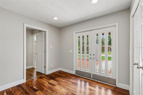 Villa ou maison à vendre à Tampa, Floride: 3 chambres, 208.1 m2 № 2235994 - photo 7