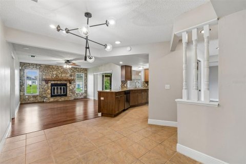 Villa ou maison à vendre à Tampa, Floride: 3 chambres, 208.1 m2 № 2235994 - photo 29