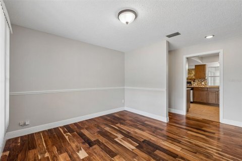 Villa ou maison à vendre à Tampa, Floride: 3 chambres, 208.1 m2 № 2235994 - photo 21