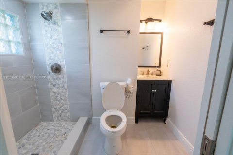 Villa ou maison à vendre à Lehigh Acres, Floride: 3 chambres, 134.34 m2 № 1895661 - photo 8