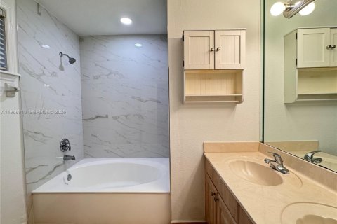 Adosado en alquiler en Miami, Florida, 3 dormitorios, 127.09 m2 № 2031813 - foto 23