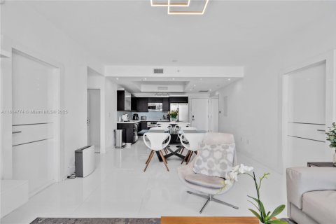 Condominio en venta en Miami, Florida, 2 dormitorios, 104.89 m2 № 1766900 - foto 22