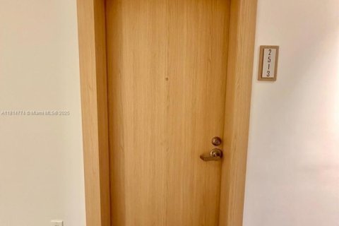 Condominio en venta en Miami, Florida, 2 dormitorios, 104.89 m2 № 1766900 - foto 8