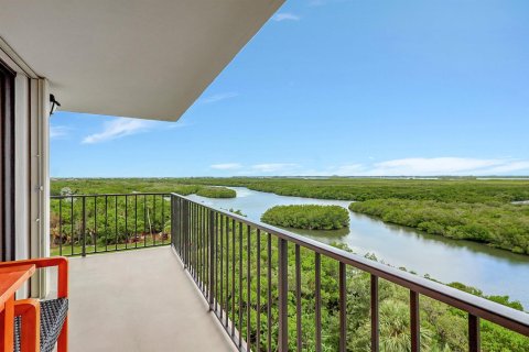 Condo in St. Lucie, Florida, 2 bedrooms № 2246524 - photo 28
