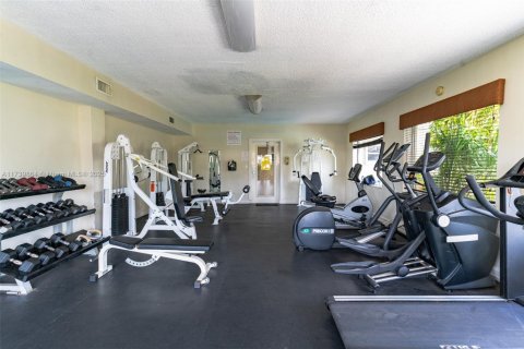 Copropriété à louer à Hollywood, Floride: 1 chambre, 69.68 m2 № 1488371 - photo 12