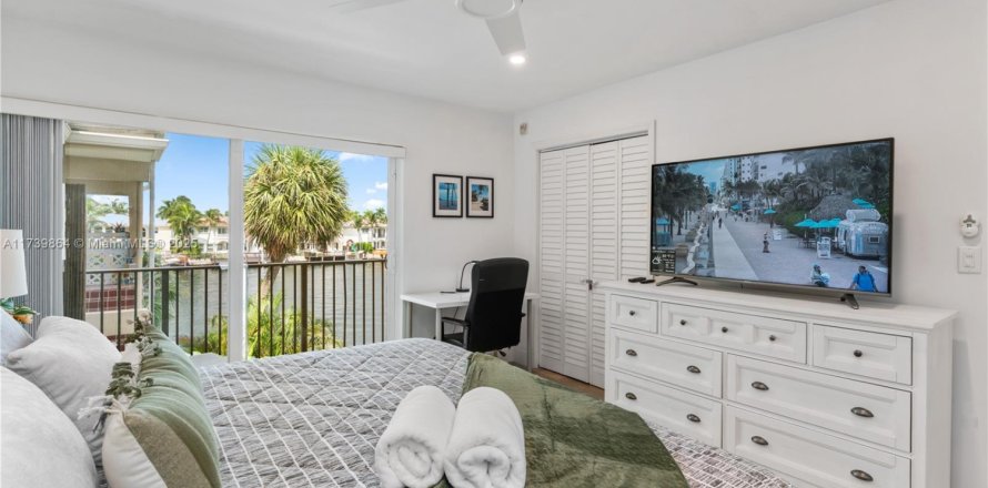 Condo à Hollywood, Floride, 1 chambre  № 1488371