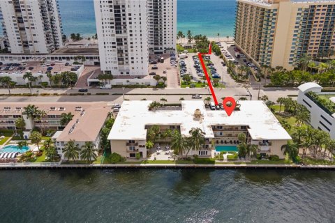 Copropriété à louer à Hollywood, Floride: 1 chambre, 69.68 m2 № 1488371 - photo 17