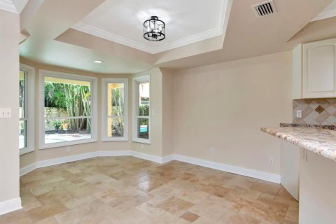 House in Tampa, Florida 4 bedrooms, 254.18 sq.m. № 1810345 - photo 19