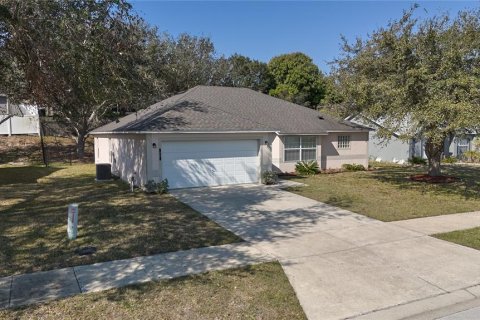 House in Minneola, Florida 3 bedrooms, 153.94 sq.m. № 1560059 - photo 2