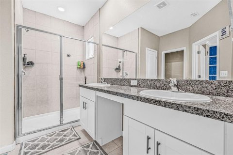 Townhouse in Wesley Chapel, Florida 3 bedrooms, 167.87 sq.m. № 1876722 - photo 22