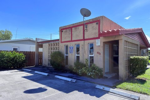 Immobilier commercial à Fort Lauderdale, Floride 168.15 m2 № 2405944