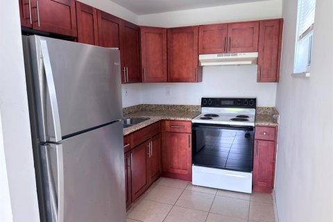 Propiedad comercial en venta en Fort Lauderdale, Florida, 168.15 m2 № 2405944 - foto 23