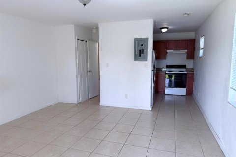 Propiedad comercial en venta en Fort Lauderdale, Florida, 168.15 m2 № 2405944 - foto 22