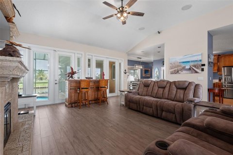 Villa ou maison à vendre à Palm Coast, Floride: 2 chambres, 250.65 m2 № 2233434 - photo 9