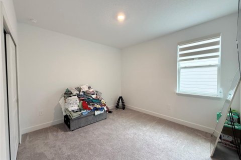 House in Winter Garden, Florida 5 bedrooms, 238.67 sq.m. № 2204197 - photo 16