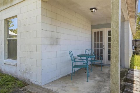 House in Orlando, Florida 3 bedrooms, 98.38 sq.m. № 2217831 - photo 5