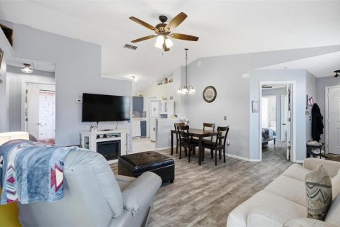 House in Orlando, Florida 3 bedrooms, 98.38 sq.m. № 2217831 - photo 24