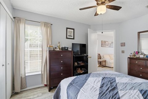 House in Orlando, Florida 3 bedrooms, 98.38 sq.m. № 2217831 - photo 30