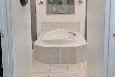 Villa ou maison à vendre à Casselberry, Floride: 4 chambres, 269.51 m2 № 2334118 - photo 22