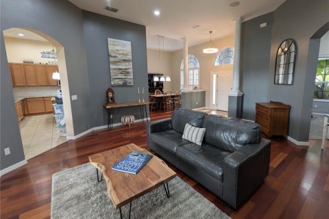 Villa ou maison à vendre à Casselberry, Floride: 4 chambres, 269.51 m2 № 2334118 - photo 5