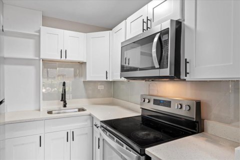 Casa en alquiler en Clearwater, Florida, 3 dormitorios, 78.69 m2 № 1622408 - foto 13