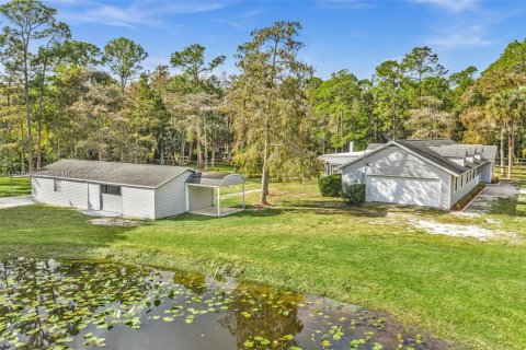 Villa ou maison à vendre à Loxahatchee Groves, Floride: 3 chambres, 188.5 m2 № 2079987 - photo 6