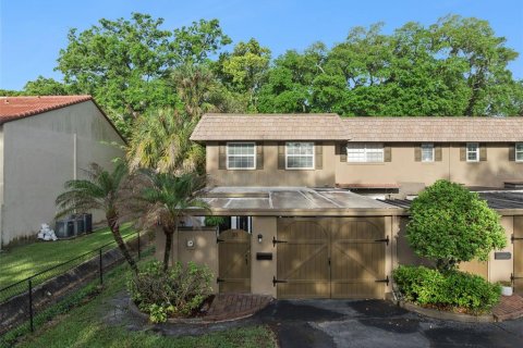 Townhouse in Orlando, Florida 3 bedrooms, 130.06 sq.m. № 2095001 - photo 21