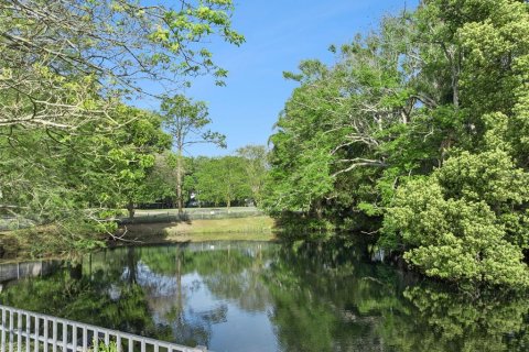 Townhouse in Orlando, Florida 3 bedrooms, 130.06 sq.m. № 2095001 - photo 23